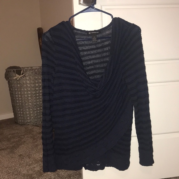 Sweater - Picture 2 of 2